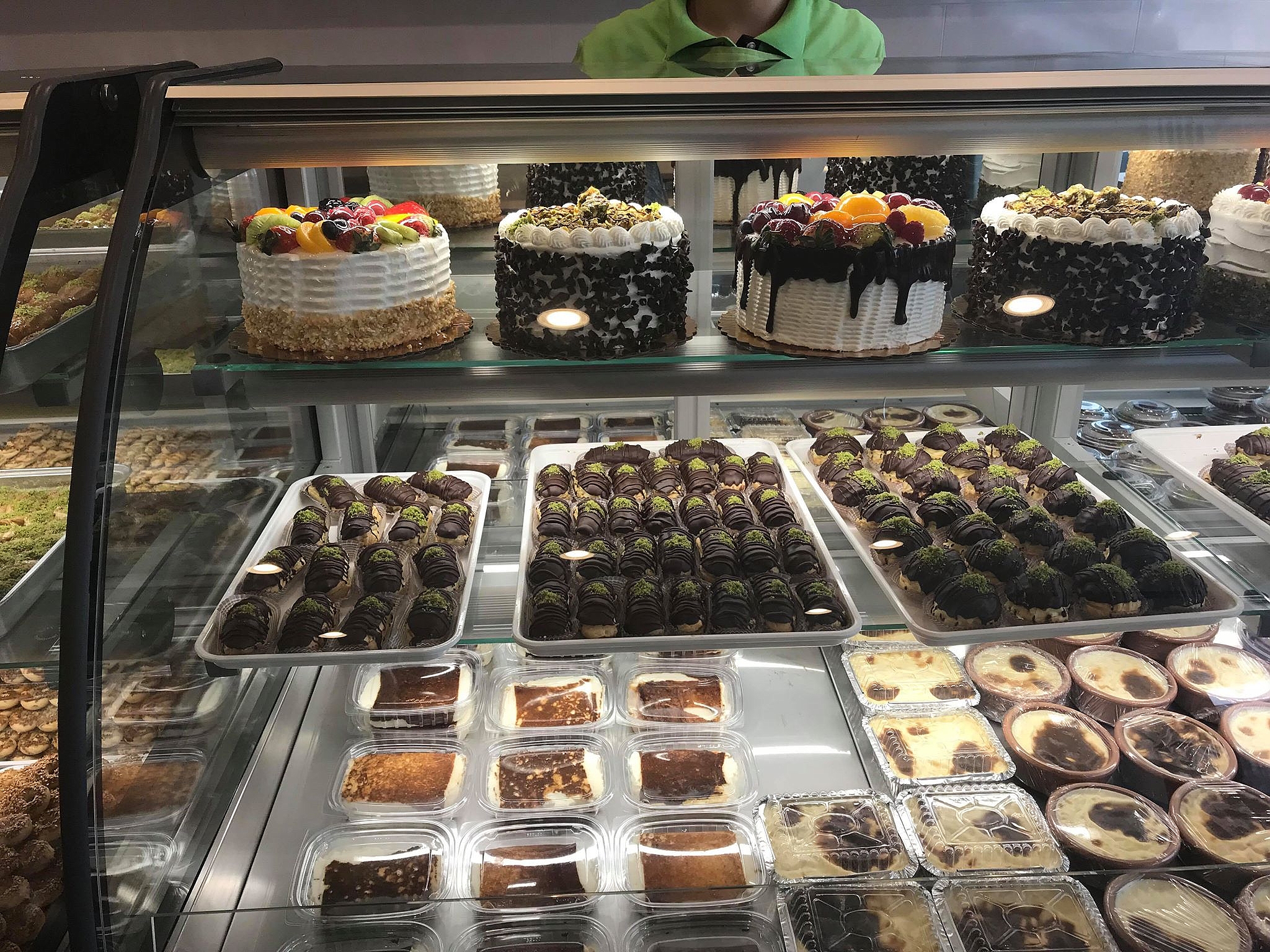 New York Divan Bakery'de Türk Simidi USA/ABD