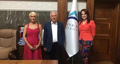 Sevi Sarı Antalya'da