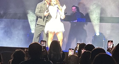 Hadise New York Konseri