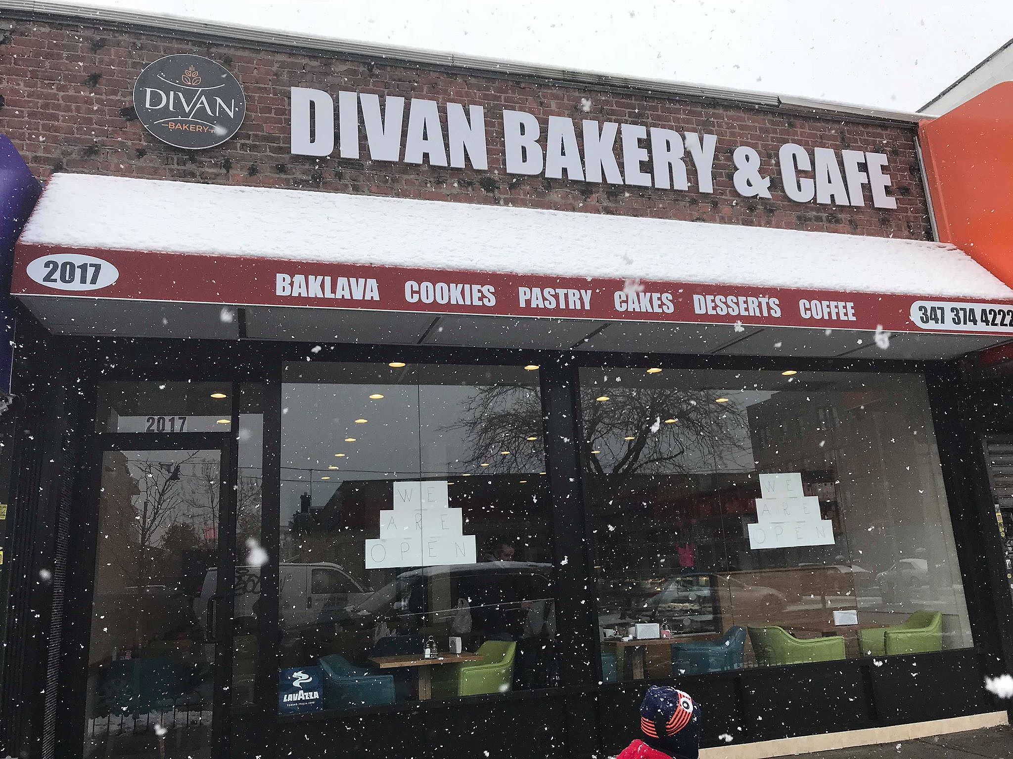New York Divan Bakery'de Türk Simidi USA/ABD