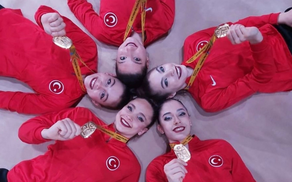 2020/11/1606697185_ritmik-jimnastik-grup-milli-takimi-jcuh_cover.jpg