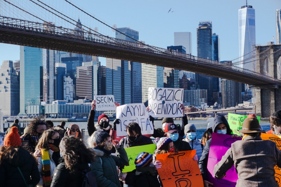 2021/01/1611514391_brooklyn_koprusu1.jpg