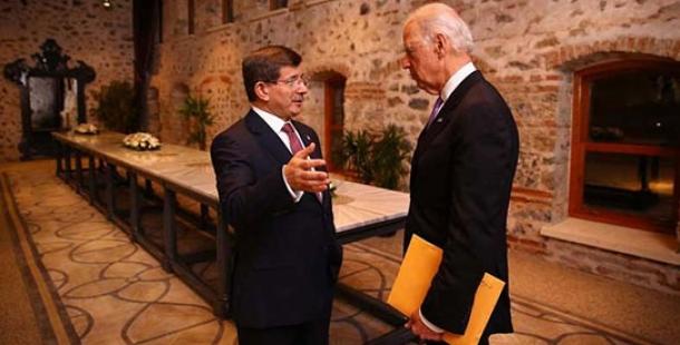 Biden'ın ziyareti Davutoğlu'na destek