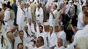 Amerikalı Türk Hacılar Kabe'de