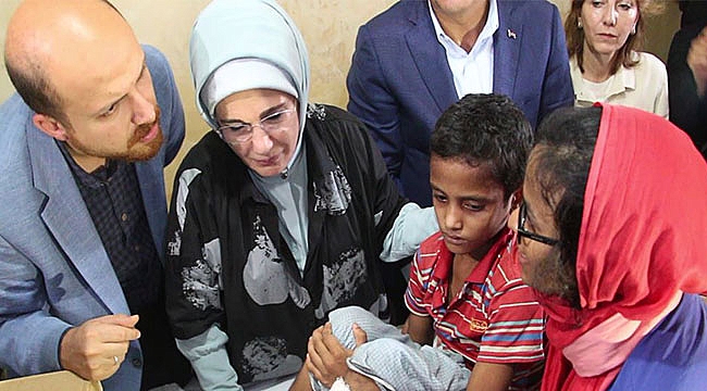 Emine Erdoğan Arakanlı Müslümanlar'ı Ziyaret Etti