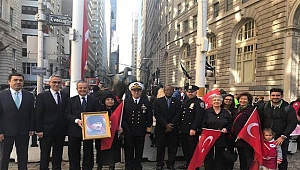 New York'ta Türk Bayrak Töreni