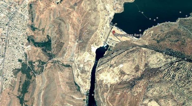 Deprem Nedeniyle İran'da 150'den Fazla Ölü Var