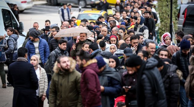 Akın akın geliyorlar! Ruslar, Araplar, Azeriler...