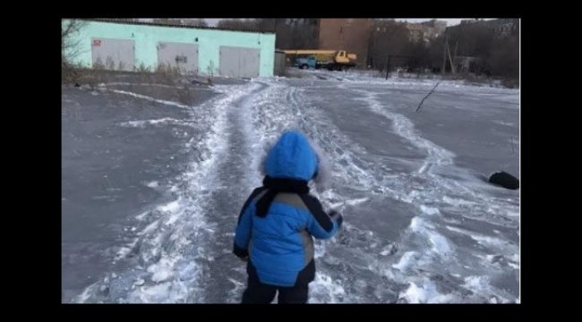 Siyah kar yağdı!