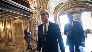 Mueller, Sözcü Mark Corallo'yu sorgulamak istiyor