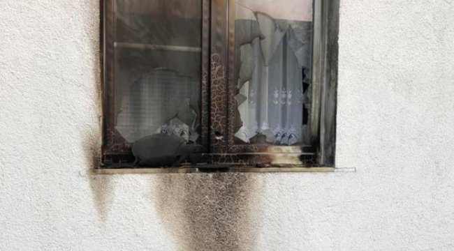 Almanya'da camiye molotoflu saldırı