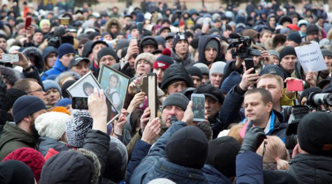 AVM yangını Rusya'yı ayağa kaldırdı! Protestolar var