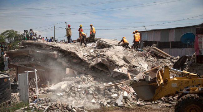 Kenya'da dört katlı bina çöktü