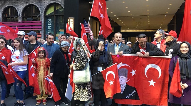 Ermeniler, Türkleri Görünce Kaçtı