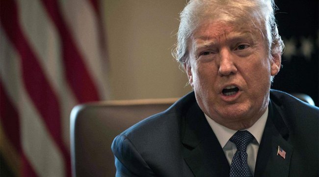 Trump, Rusya’ya ek yaptırımları erteledi