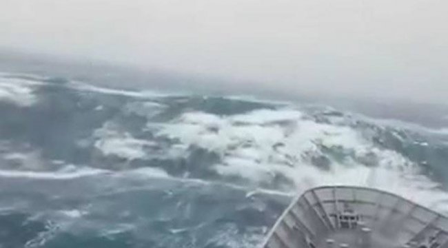 Güney Yarımküre'nin en büyük dalgası ölçüldü