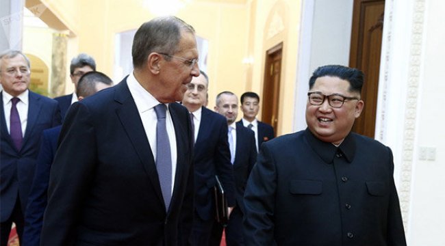 Kim ve Lavrov, Kuzey Kore'de buluştu! İlk fotoğraflar...