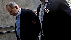 Tecavüzle suçlanan Harvey Weinstein'e 25 yıl hapis