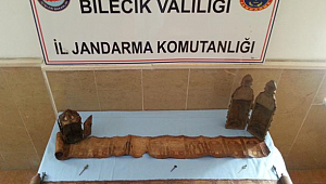 Türkiye'de Yazma Tevrat Ele Geçirildi