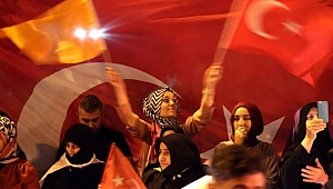 Türkiye'de Ak Parti'nin Zaferi