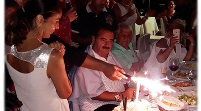 Derya Tuna yeni yaşını İbrahim Tatlıses'le kutladı