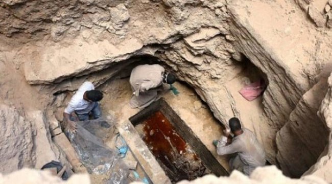 Mısır'da bulunan lahitin içinden lağım suyu çıktı