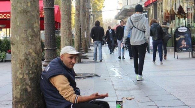Fransa'nın Besançon kentinde sokakta oturmak ve alkol almak yasaklandı