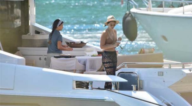 Zeynep Demirel, Bodrum'da