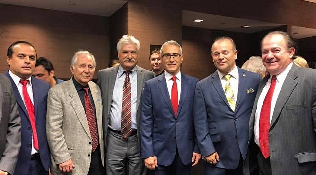 New York Başkonsolosu Yalçın'dan Veda Resepsiyonu