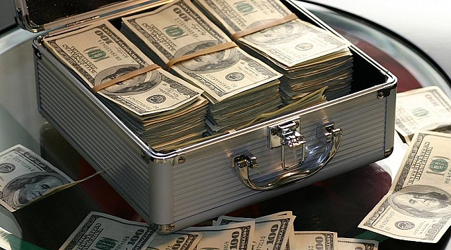 500 dolara aldığı depodan 7,5 milyon dolar çıktı