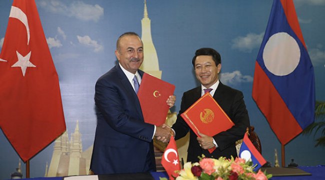 Dışişleri Bakanı Çavuşoğlu Laos'ta mevkidaşıyla görüştü