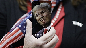 Trump'a bir darbede Sosyal Medya direktöründen