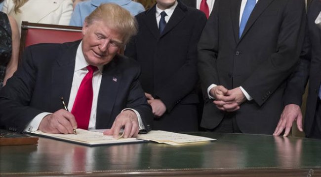 Trump Uzay Komutanlığını Kuruyor
