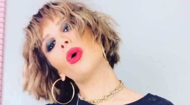 İrem Derici imaj değiştirdi