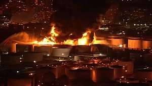 Yangın Houston'da Yaşamı Olumsuz Etkiliyor