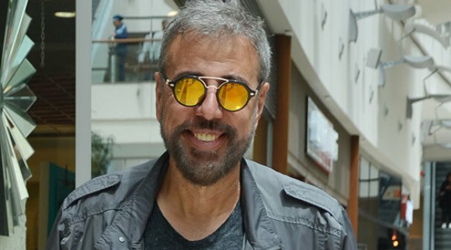 Hamdi Alkan'ın gözlükleri dikkat çekti