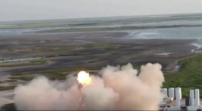 SpaceX'in uzay aracı kalkıştan önce alev aldı