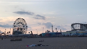 Amerika'nın En Eski Lunaparkı Coney Island'ta