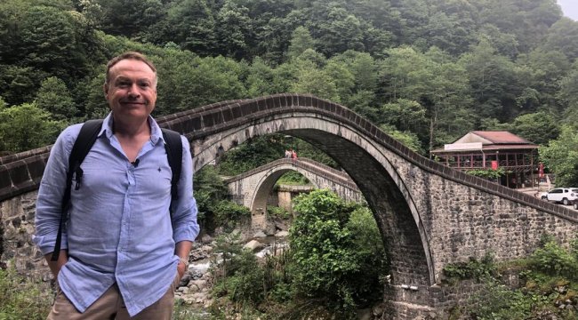 Gezgin televizyoncunun ilk öykü kitabı çıktı