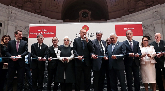 Ara Güler'in Sergisini Cumhurbaşkanı Erdoğan Açtı