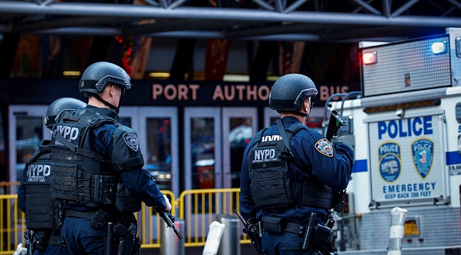 New York'ta 5 Yerde Bomba İhbarı