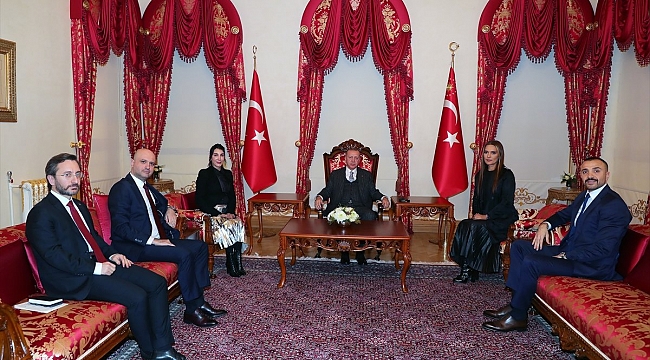 Erdoğan, Hande Yener ve Demet Akalın'ı kabul etti