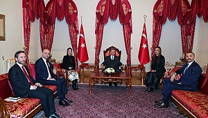 Erdoğan, Hande Yener ve Demet Akalın'ı kabul etti