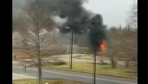 Louisiana'da Uçak Ýuksek gerilim hattına Çarptı:5 ölü
