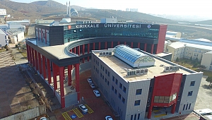 Üniversitede İstiklal Marşını Arapça Okudular