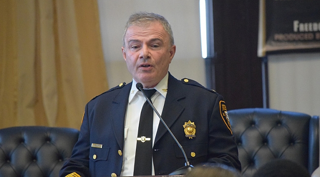 İbrahim Mike Baycora ile ilgili görsel sonucu