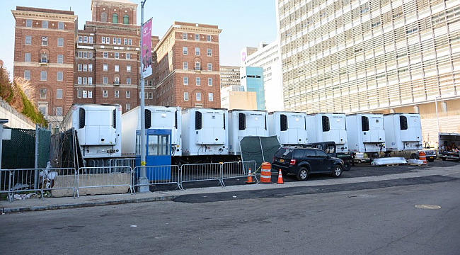 FEMA  New York'a Soğutmalı Kamyon Gönderiyor!...