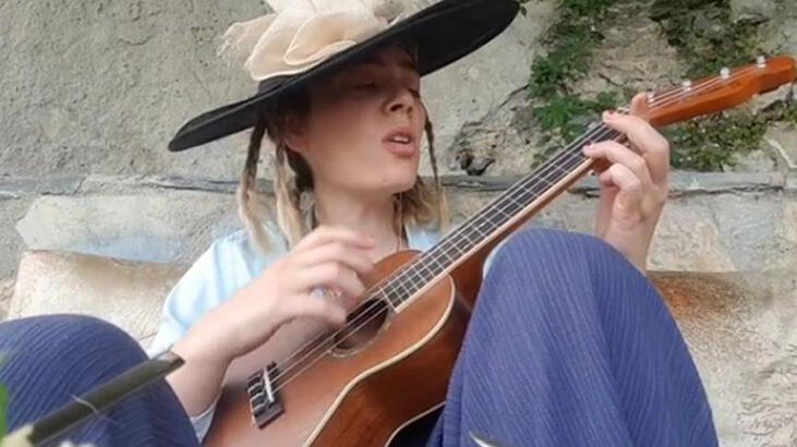Demet Evgar'dan 'Seher Vakti' performansı