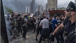 Detroit'te protestoculara ateş açıldı