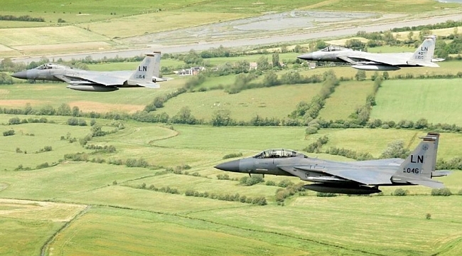 Amerika'ya ait F-15C tipi savaş uçağı düştü